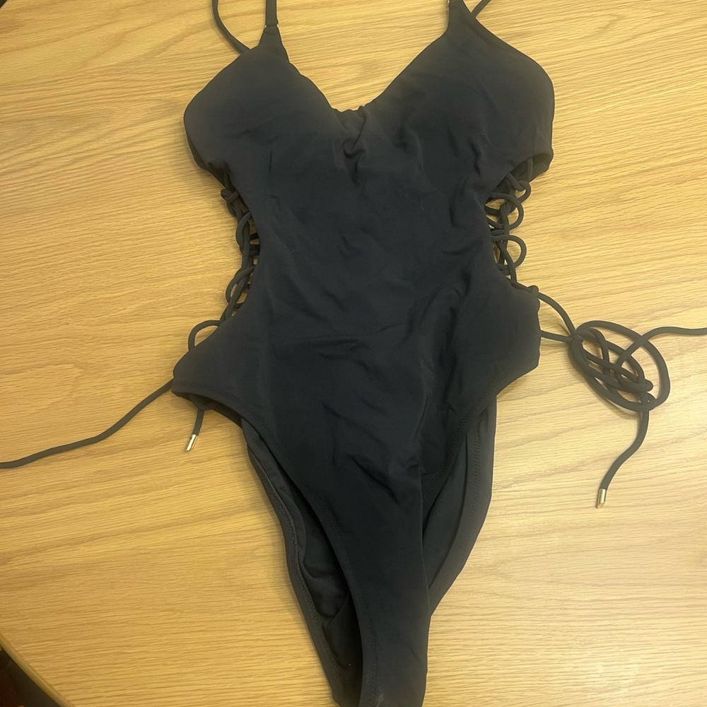 NWOT - Robin Piccone - Black One-Piece Swimsuit with Lace-Up Sides - 12